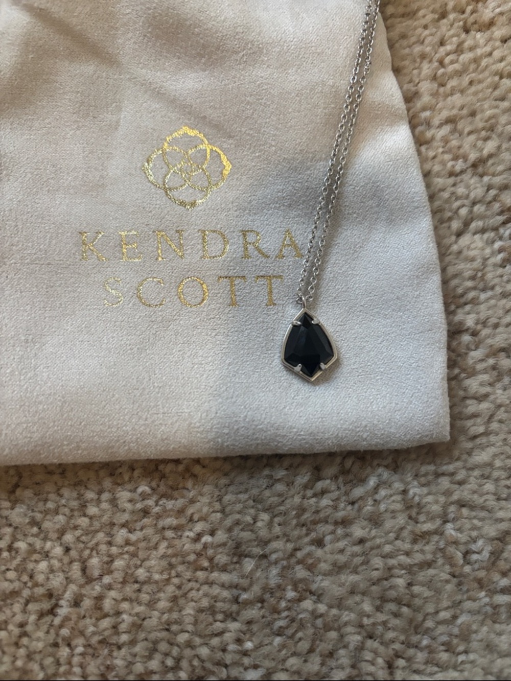 Kendra Scott Silver Necklace with Black Teardrop Pendant new